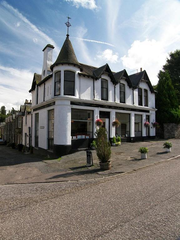 The Merryburn - Rooms And Courtyard Studios Dunkeld Rom bilde